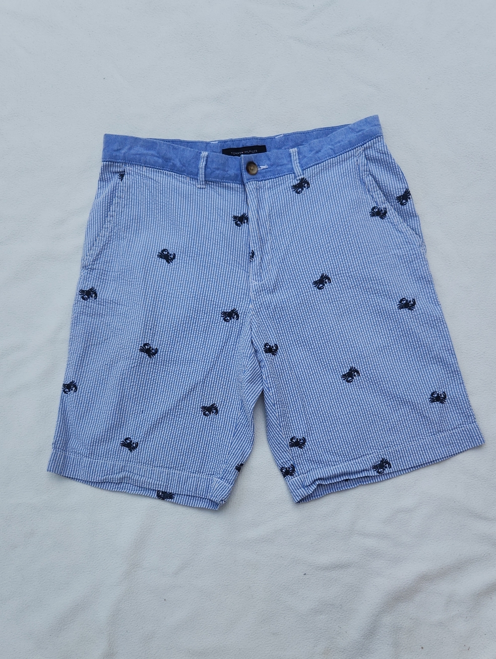 Tommy Hilfiger Light Blue Seersucker Shorts with Navy Crab Embroidery Sz 32